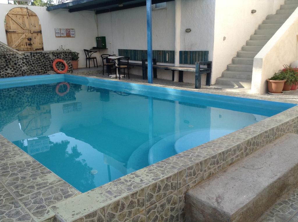 Rooms To Let Katerina & John'S Perissa  Exterior photo